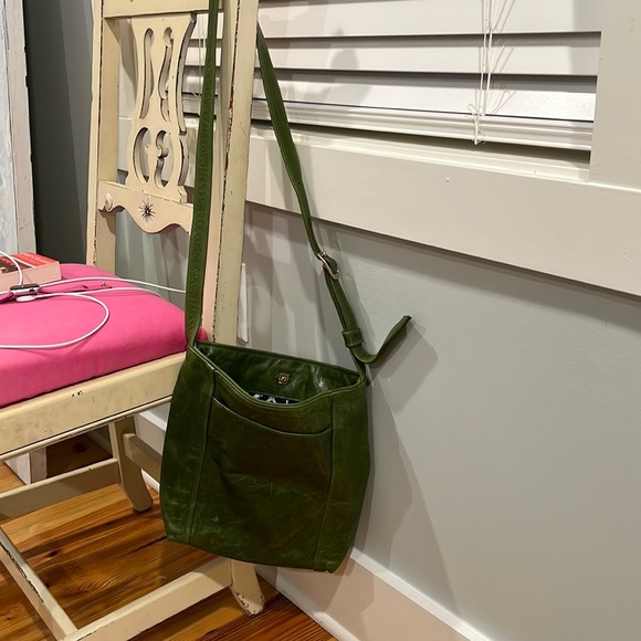 Satchel Handbags - Beautiful Green Handmade Leather Crossbody Bag